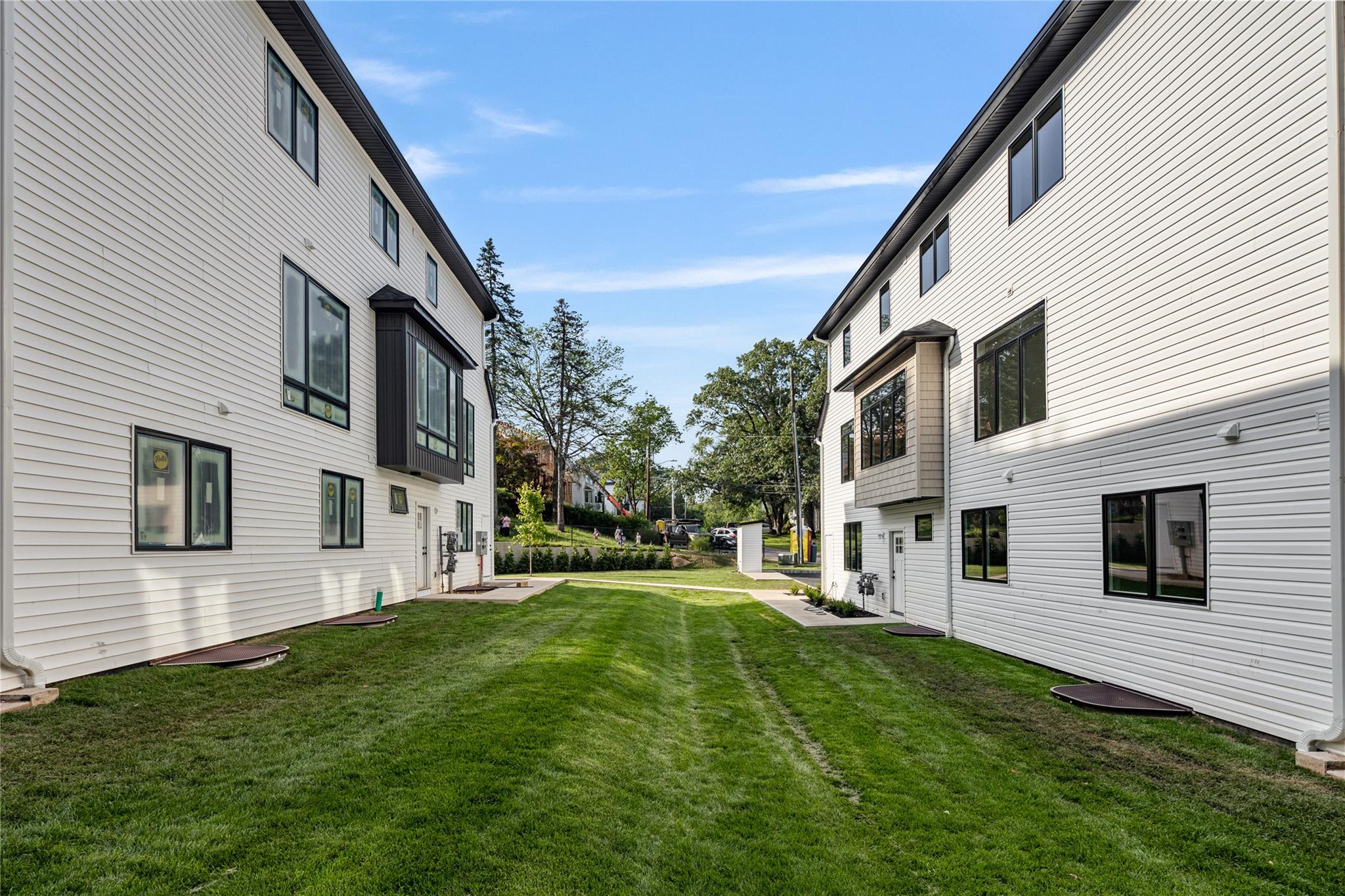 24 Suffern Place 202