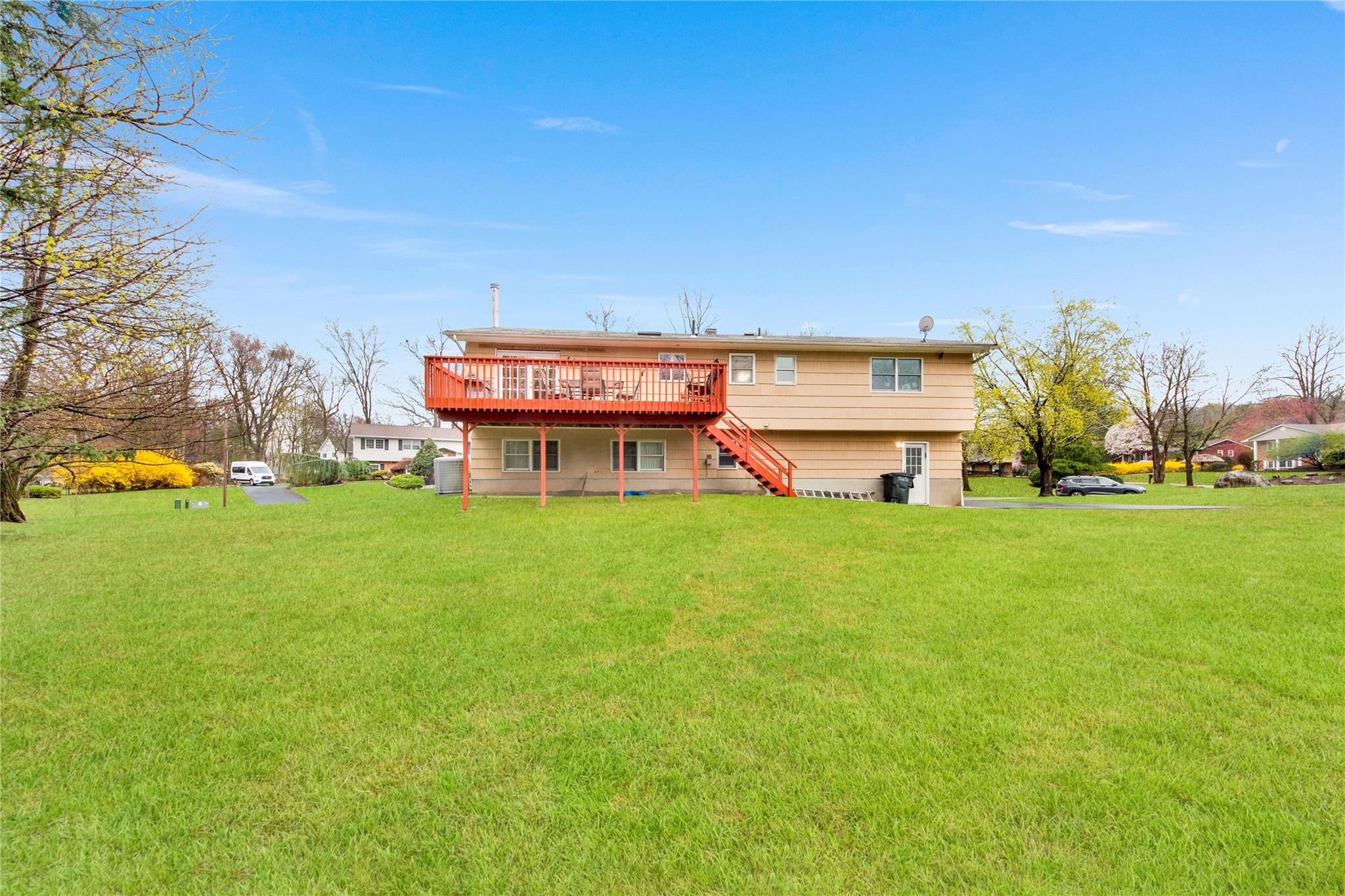60 Gottlieb Drive Dr, Pearl River, New York image 28