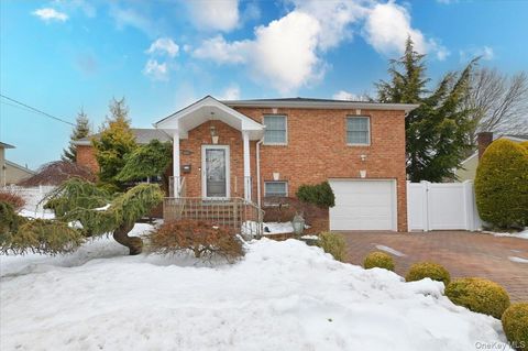 264 N Boston Avenue Massapequa NY 11758