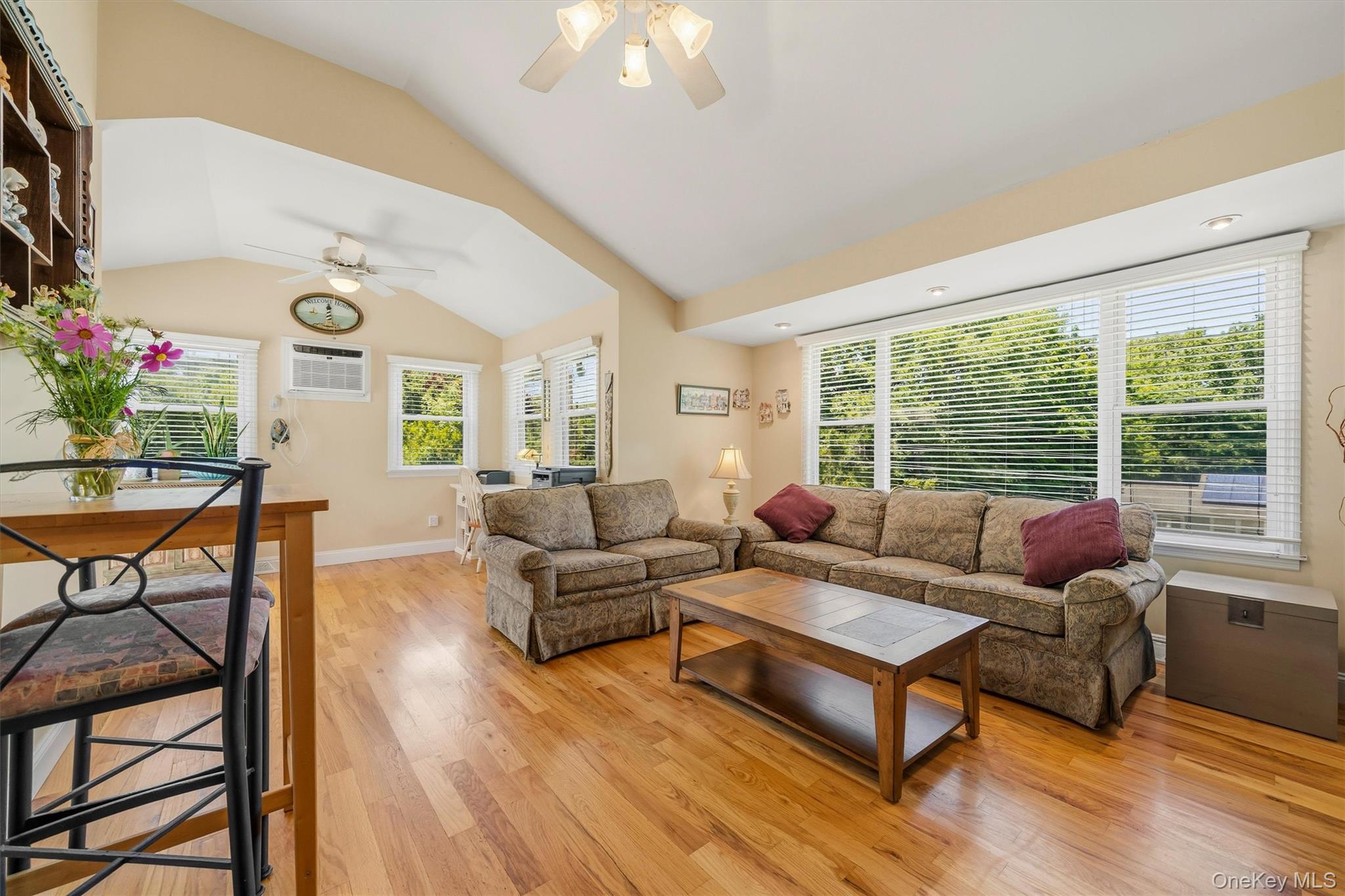2 Rosemont Road