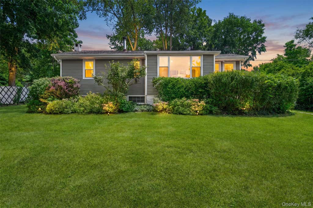 Photo of 2 Rosemont Road, Monroe, NY 10950 (MLS # 1019144)