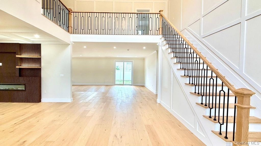 Photo of 60 Periwinkle Road, Levittown, NY 11756 (MLS # 903658)