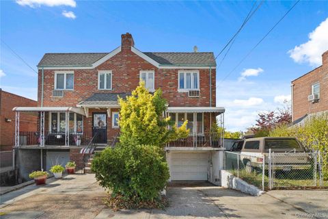 Photo of 5444 69th Street, Maspeth, NY 11378 (MLS # 930140) Photo of 5444 69th Street, Maspeth, NY 11378 (MLS # 930140)