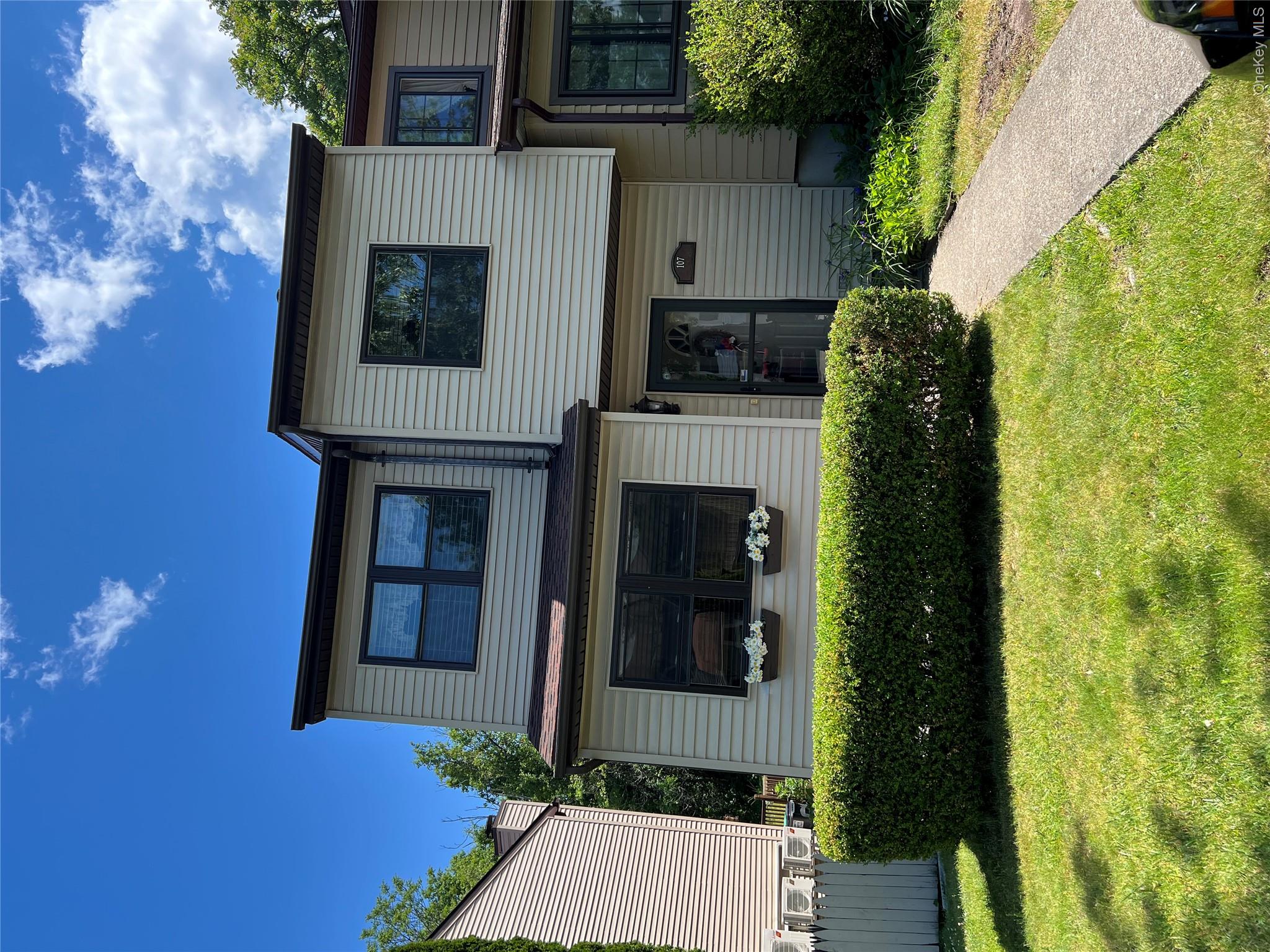 107 Sterling Place 107