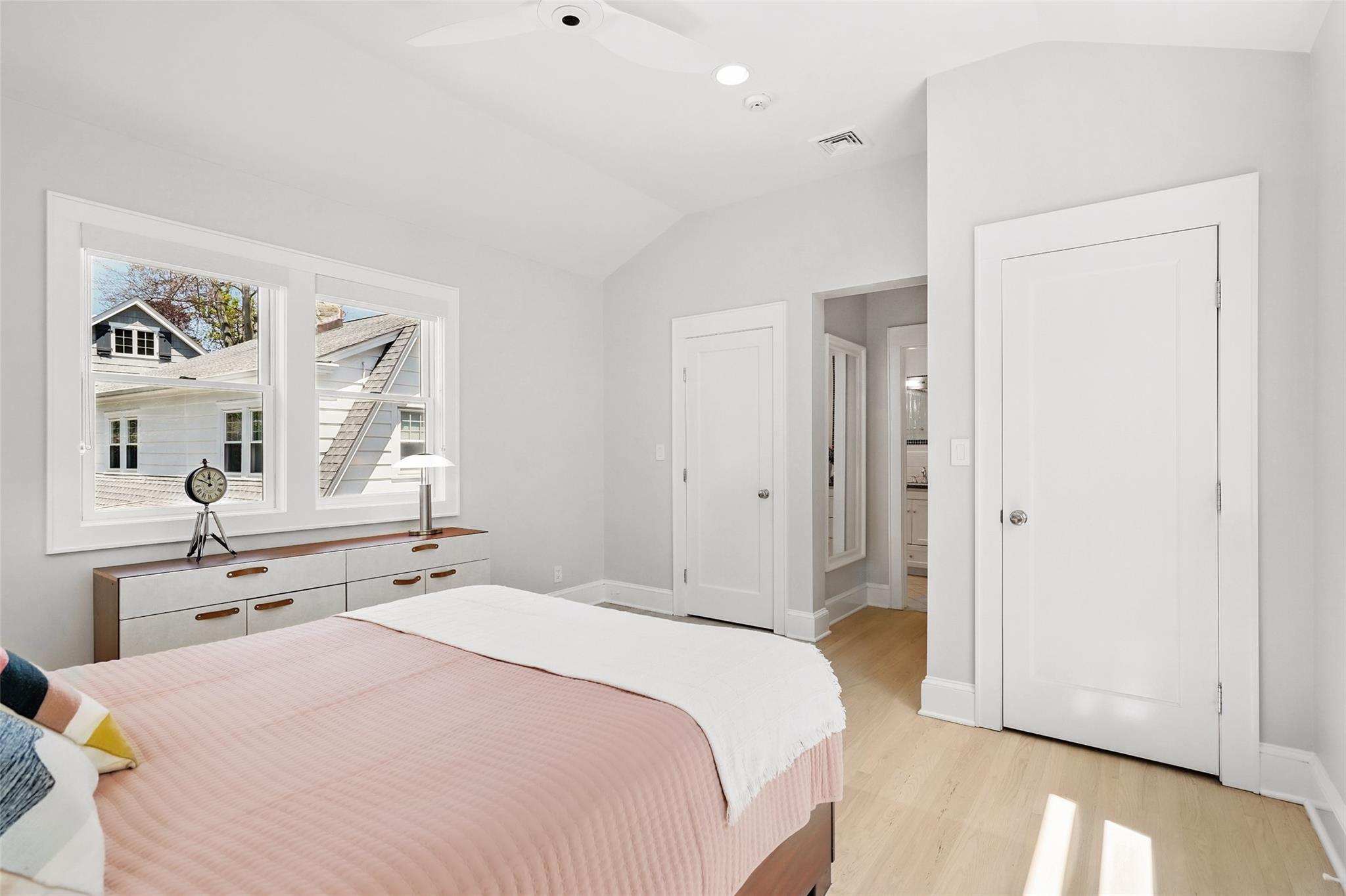 40 Mayhew Avenue, Larchmont, New York image 23