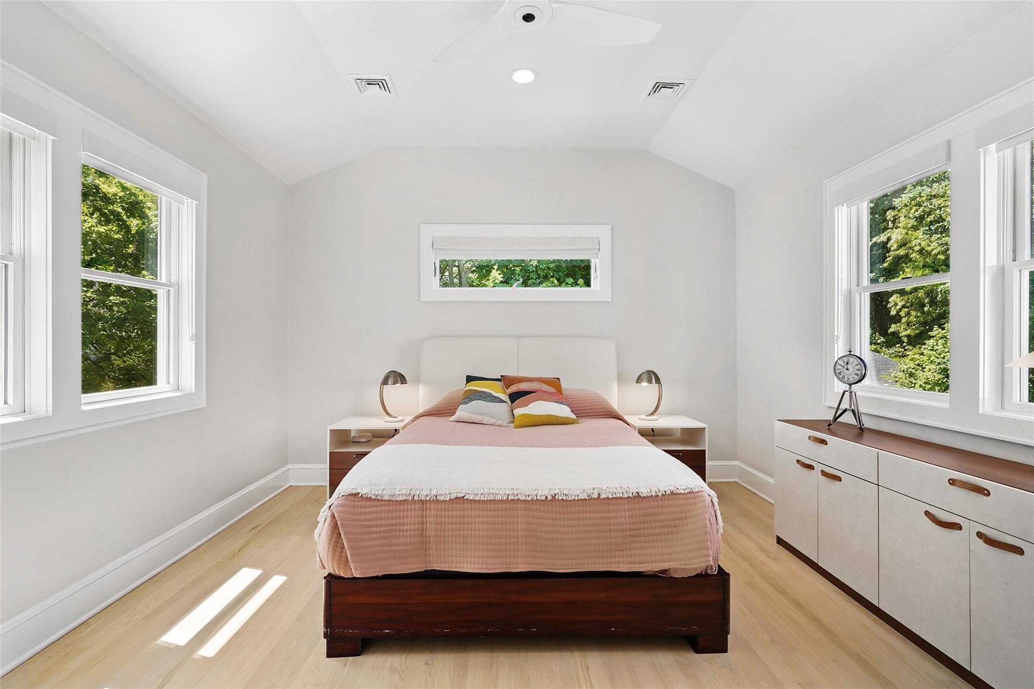 40 Mayhew Avenue, Larchmont, New York image 22