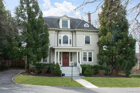 Homes For Sale - 18 Barney Park<br/> Irvington, NY 10533