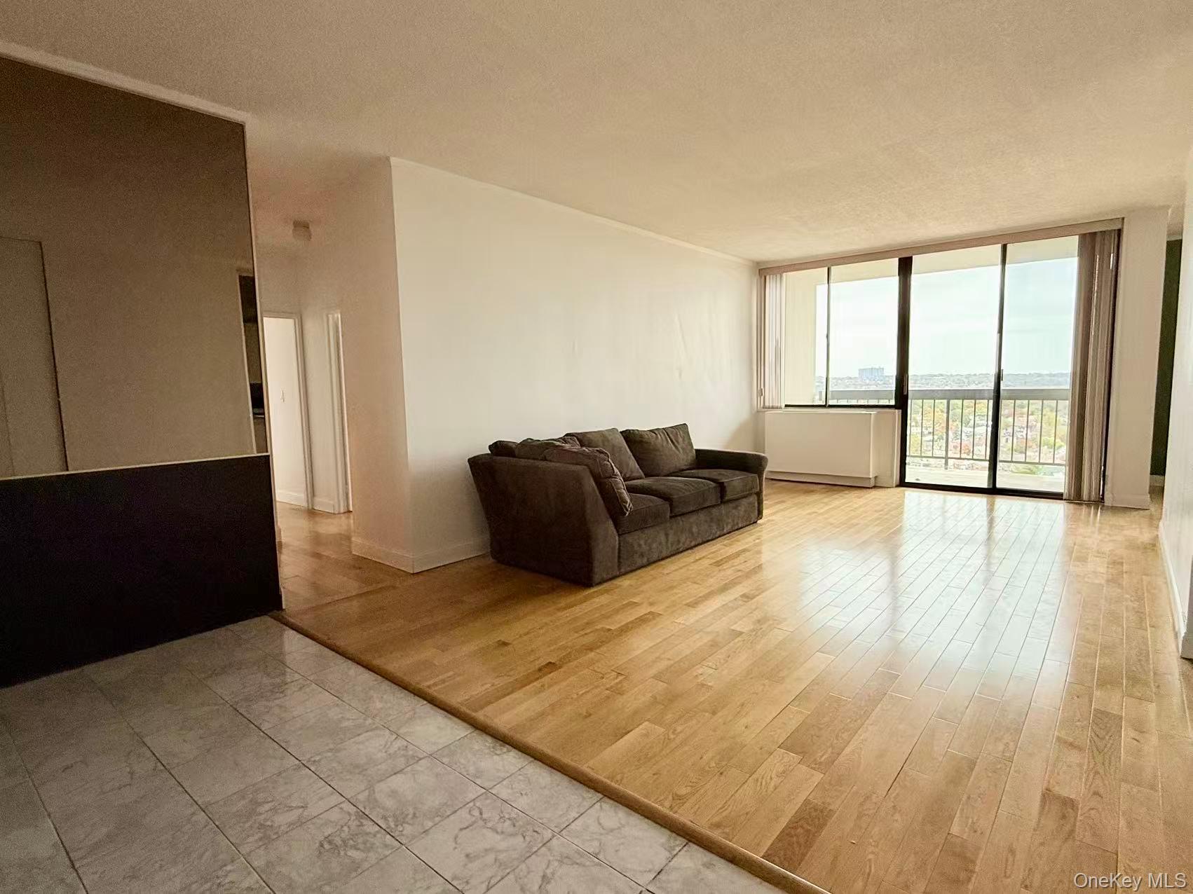 2 Bay Club Drive PHJ