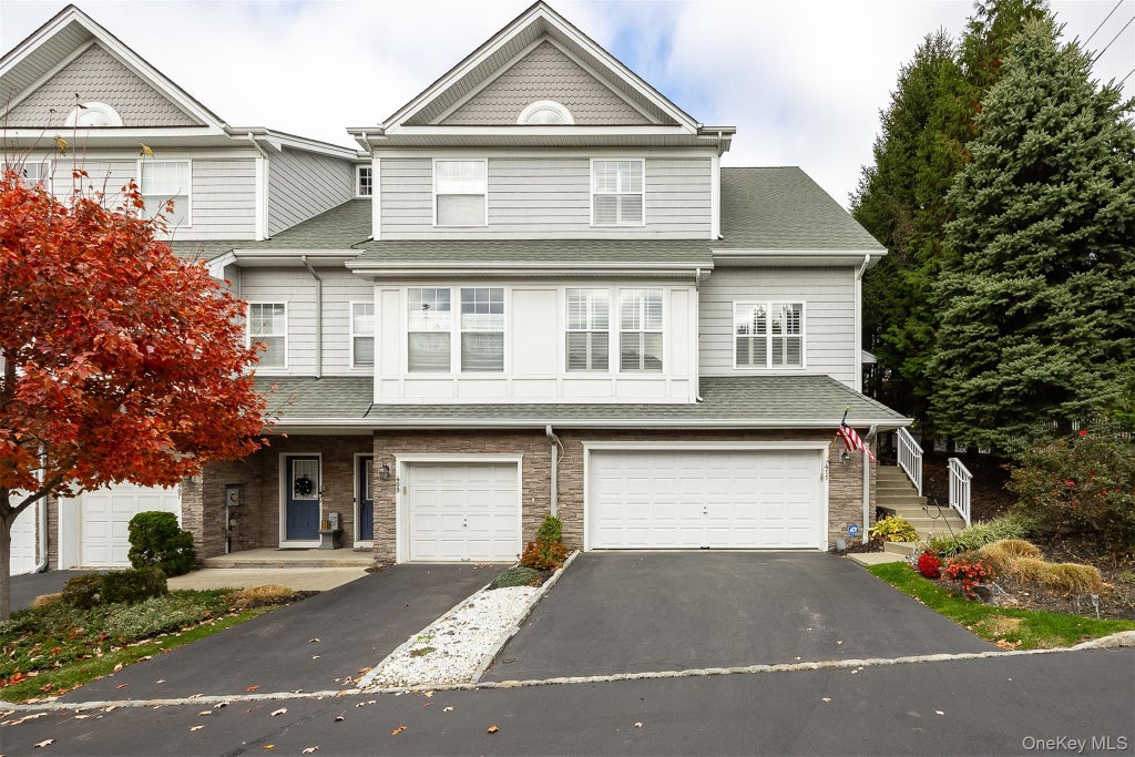 Photo of 411 WATERVIEW DRIVE DR, Poughkeepsie, NY 12601 (MLS # 1063528)
