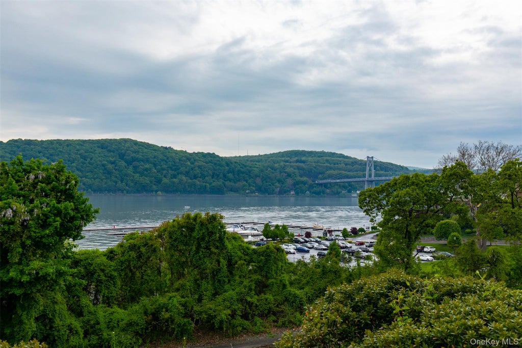 Photo of 411 WATERVIEW DRIVE DR, Poughkeepsie, NY 12601 (MLS # 1063528)