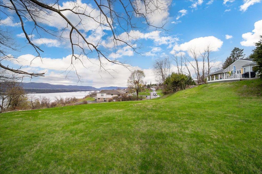 Newburgh, New York 12550, United States, 3 Bedrooms Bedrooms, ,2 BathroomsBathrooms,Residential,Active,110542