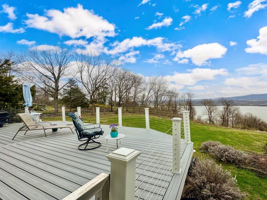 Newburgh, New York 12550, United States, 3 Bedrooms Bedrooms, ,2 BathroomsBathrooms,Residential,Active,110542