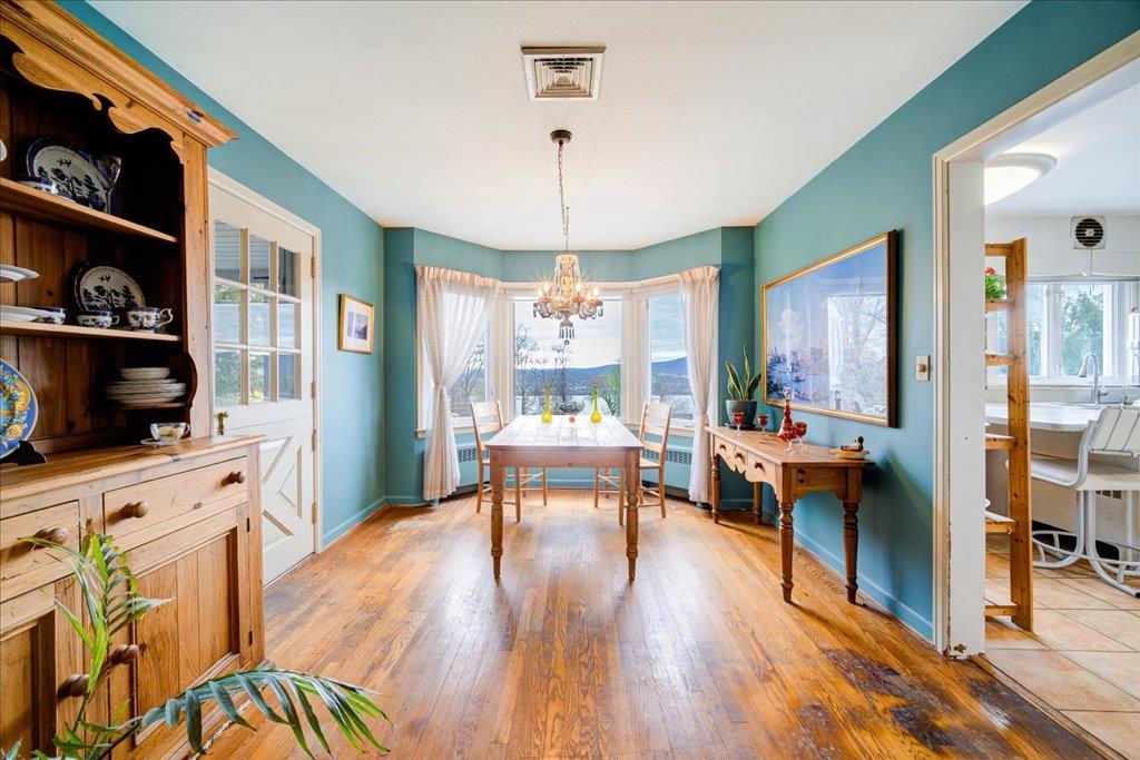 Newburgh, New York 12550, United States, 3 Bedrooms Bedrooms, ,2 BathroomsBathrooms,Residential,Active,110542