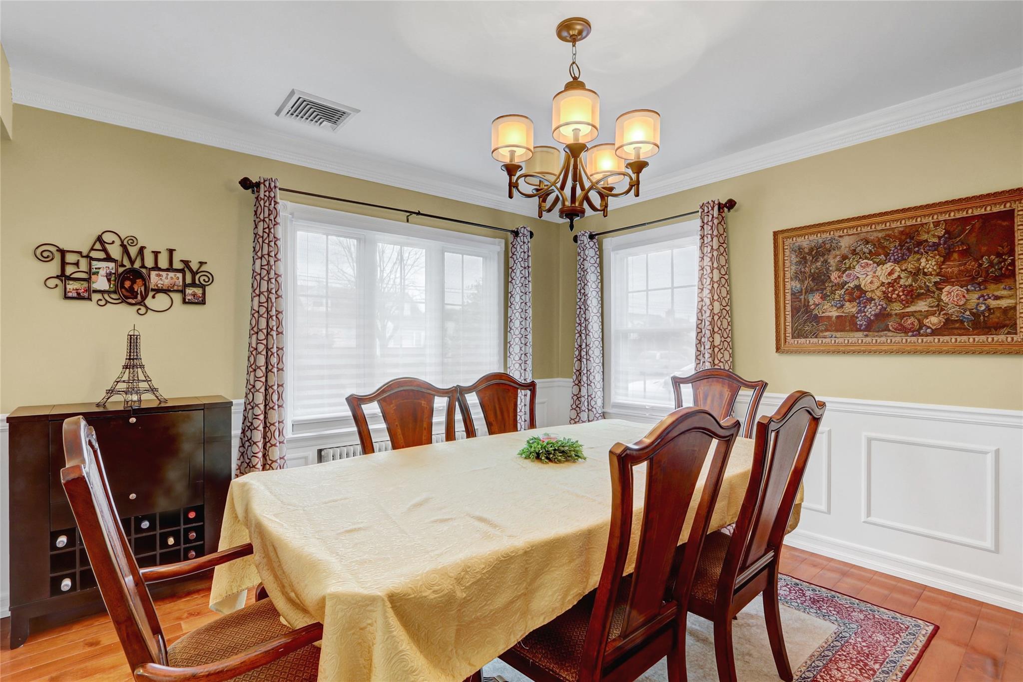 17 Cedar Drive, Farmingdale, New York image 9