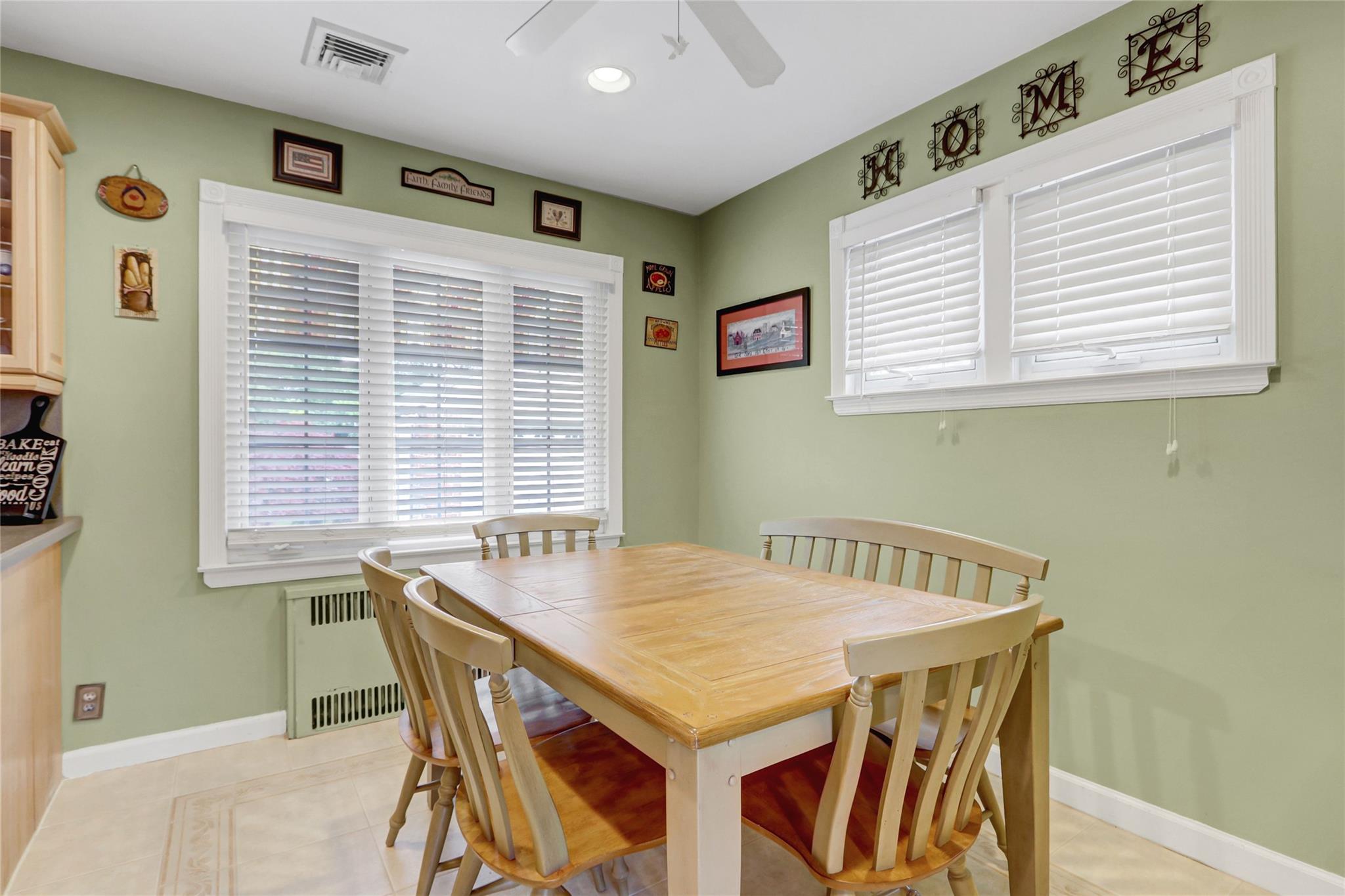 17 Cedar Drive, Farmingdale, New York image 14