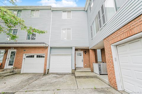 670 Ilyssa Way Staten Island NY 10312