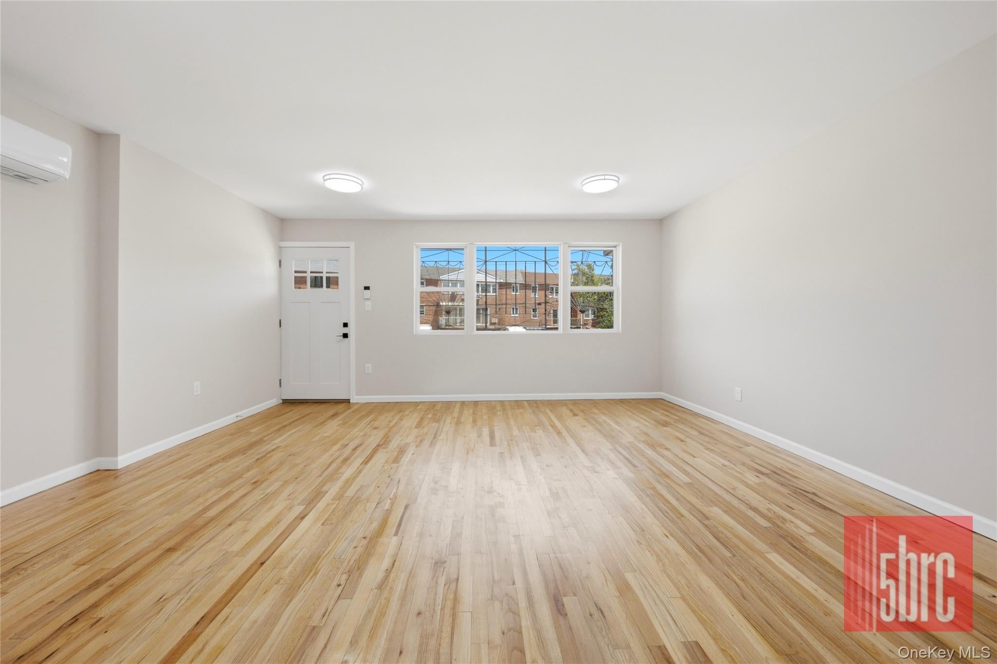 1204 E 72nd Street