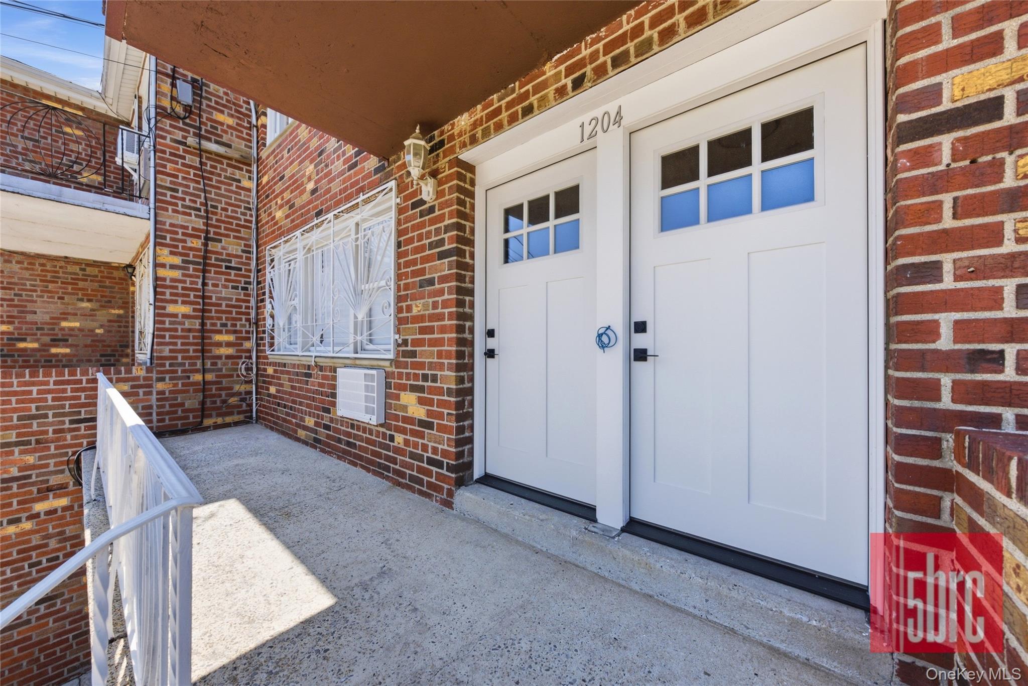 1204 E 72nd Street