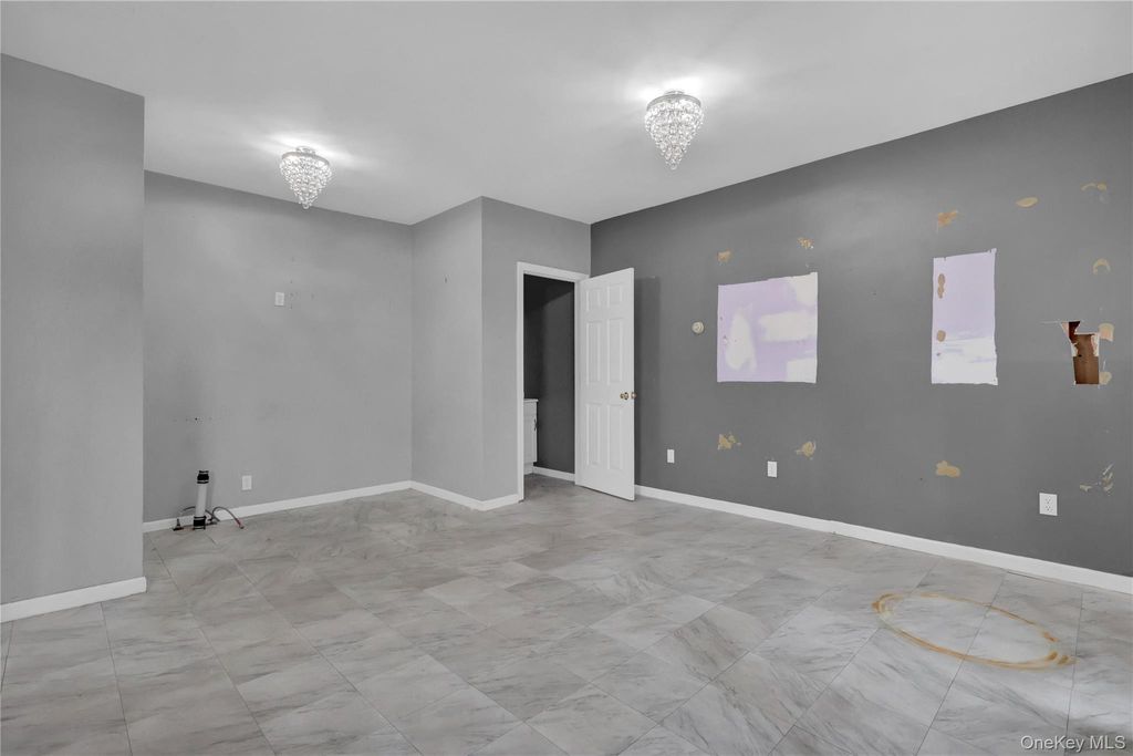 Photo of 13 Carpenter Street, Glen Cove, NY 11542 (MLS # 951493)