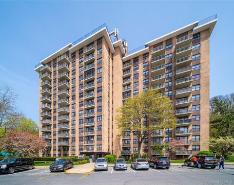 Homes For Sale - 155 Ferris Avenue #11B<br/> White Plains, NY 10603