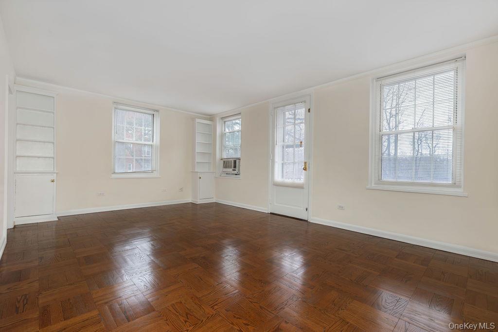 1340 Midland Avenue 1A