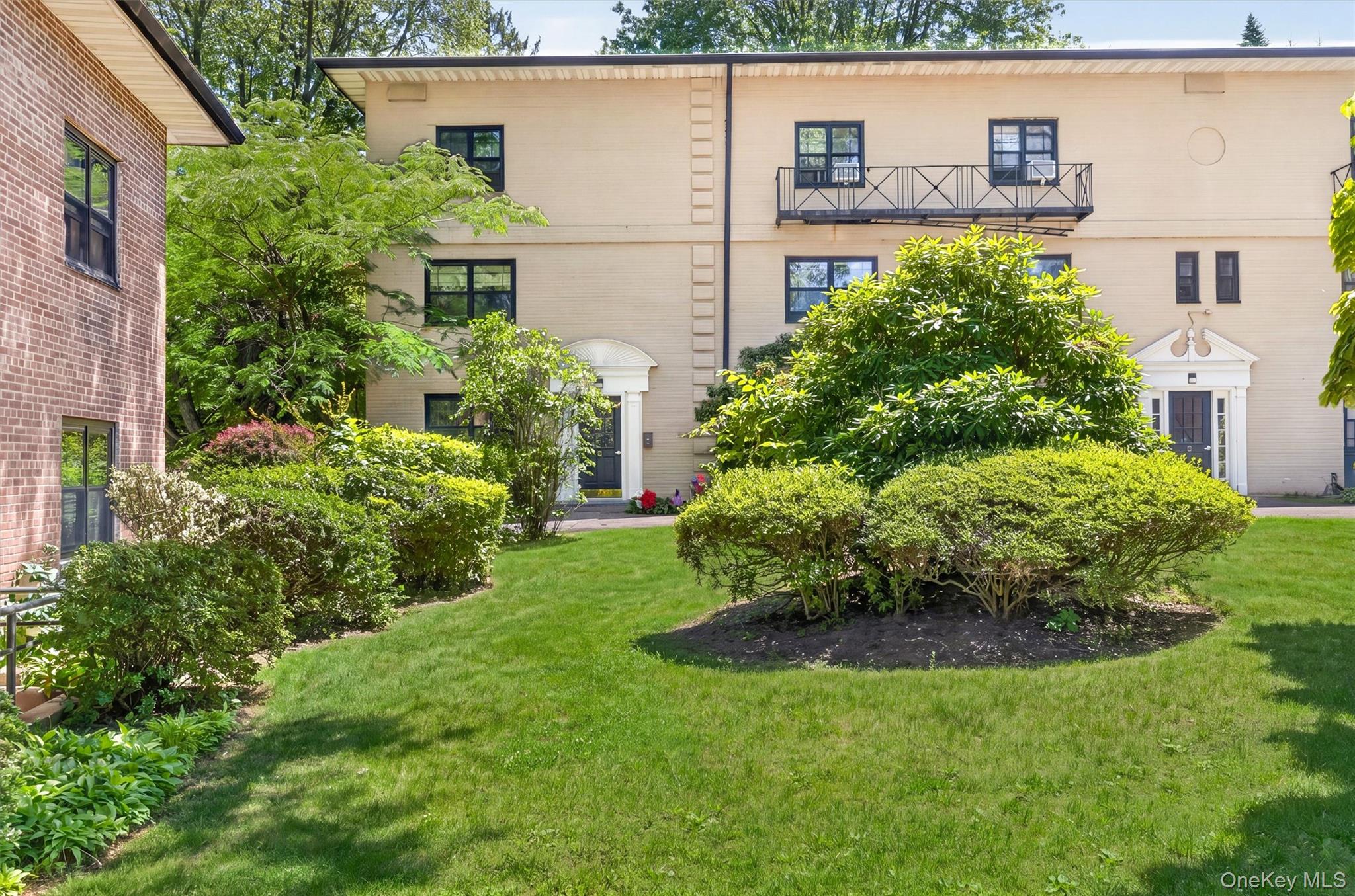 6 Manchester Road 2L
