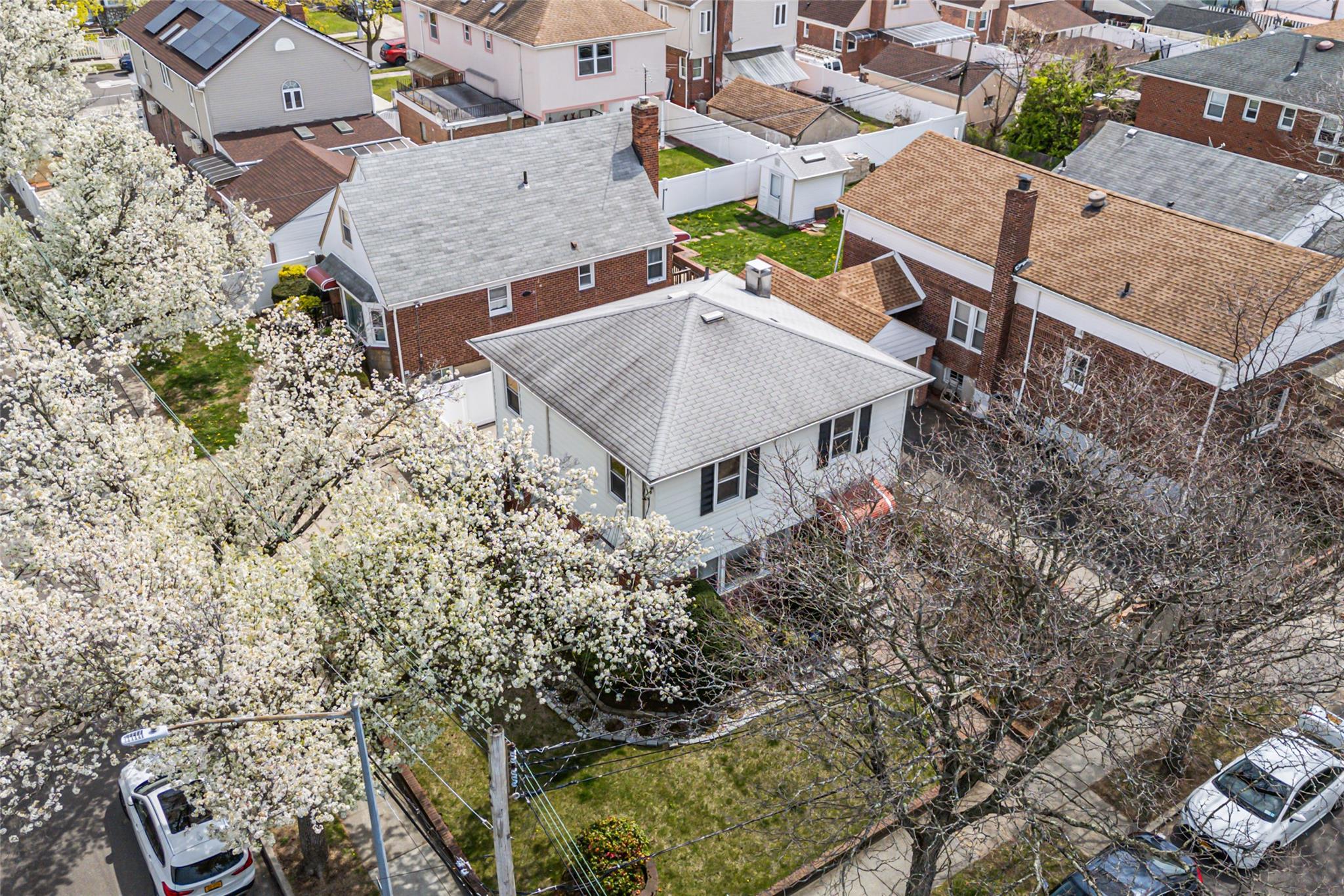 83-03 258th Street, Glen Oaks, New York image 16