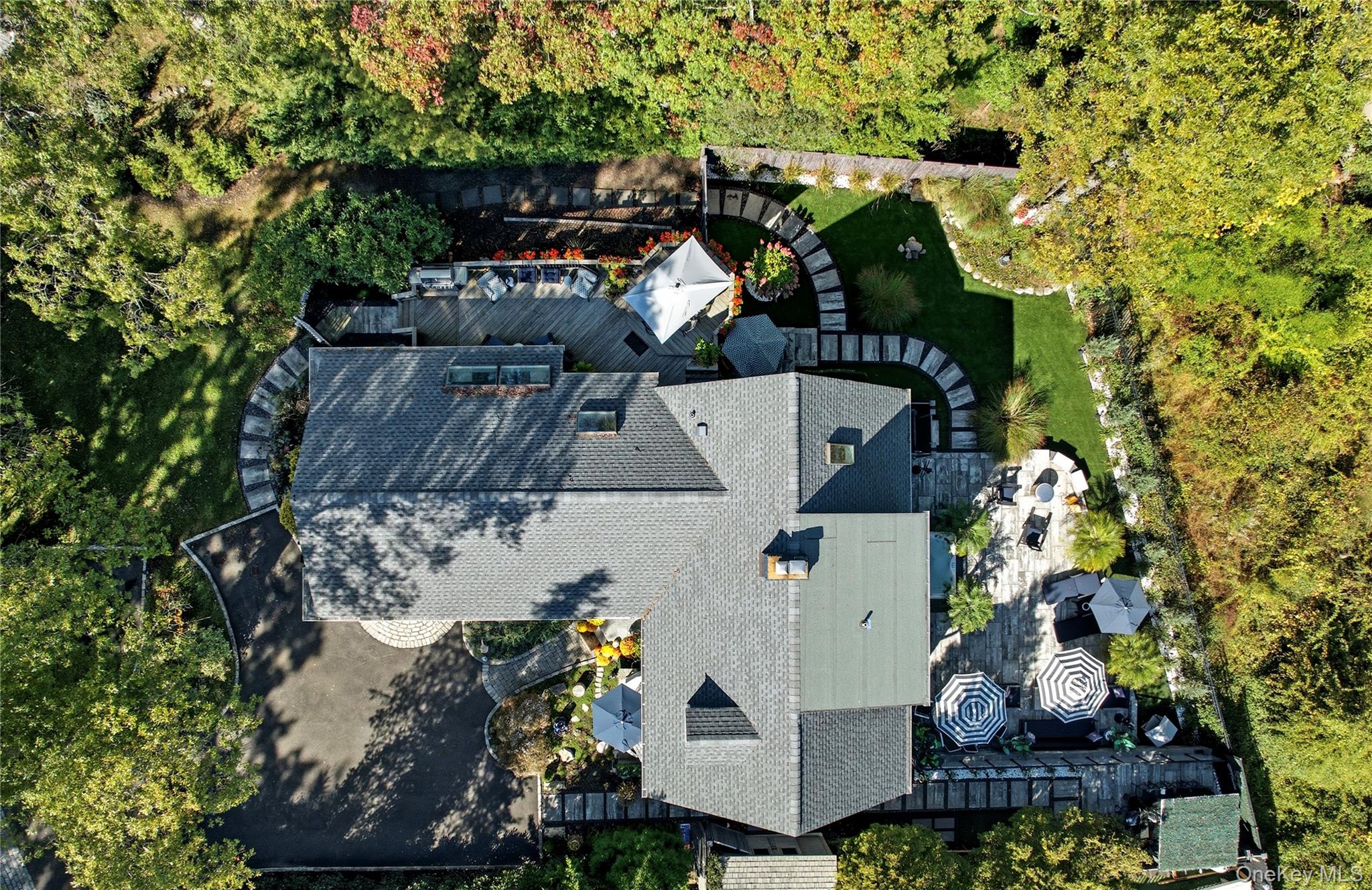 419 Centre Island Road