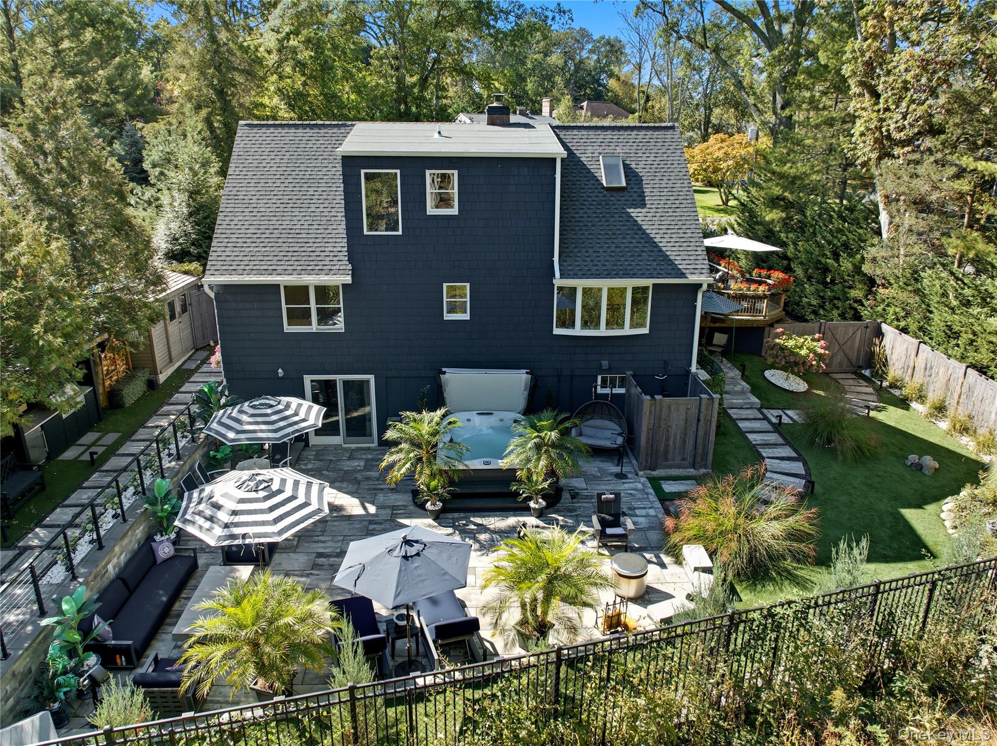 419 Centre Island Road