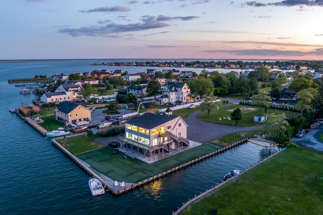200 Lot B Clocks Boulevard, Massapequa, New York image 8