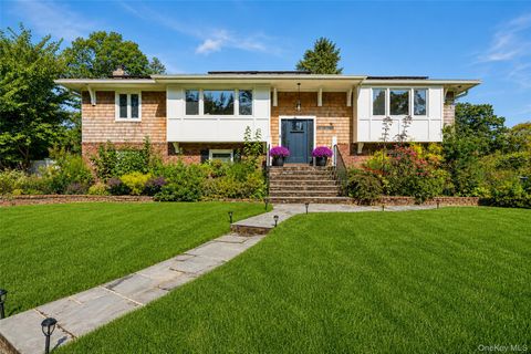 Homes For Sale - 7 Dalton Lane<br/> East Northport, NY 11731