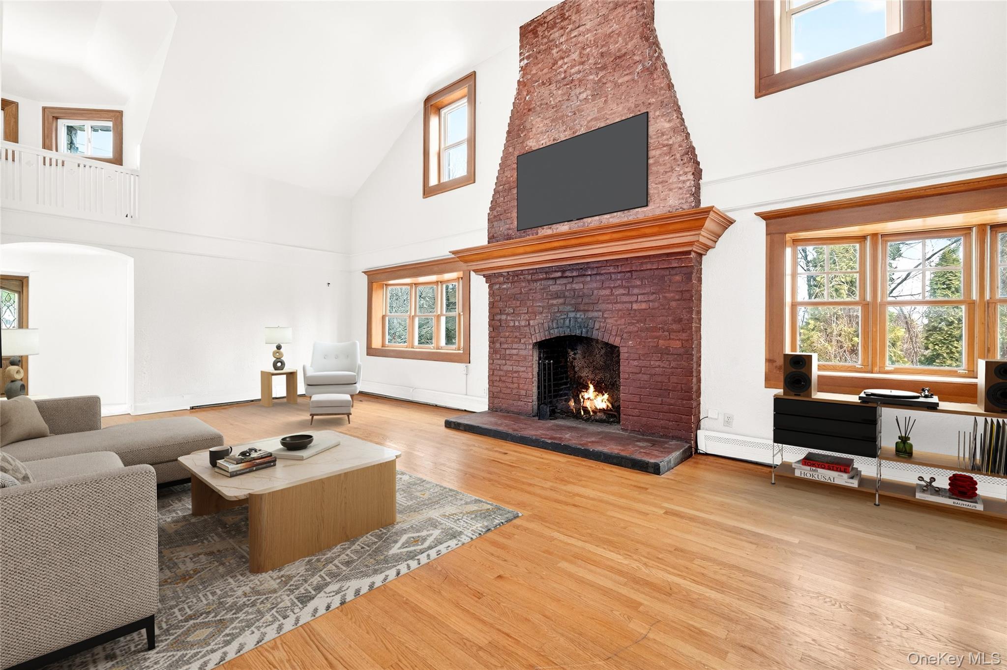 24 Old Knollwood Road