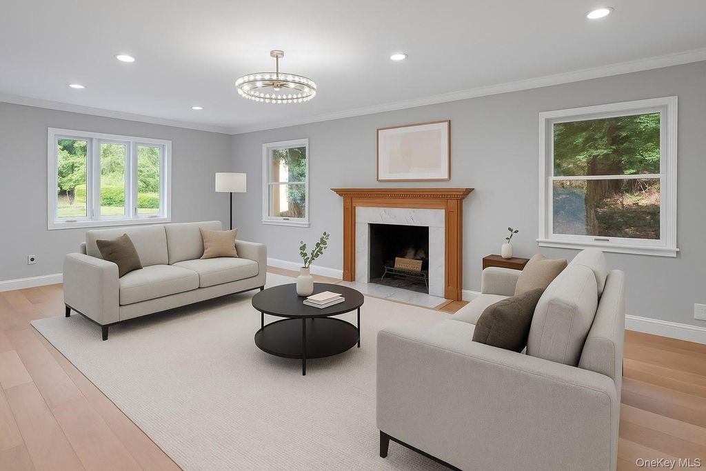 Photo of 12 Colony Lane, Roslyn Heights, NY 11577 (MLS # 918594)
