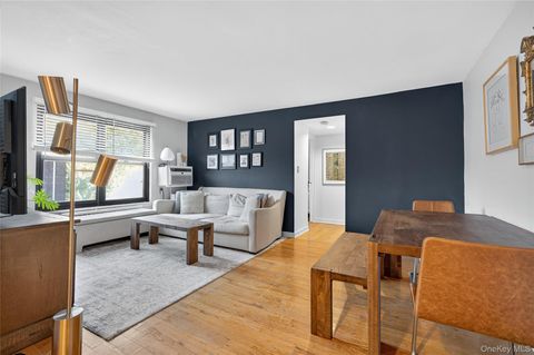 5 Terrace Circle Unit 3A, Great Neck, NY 11021 - MLS#: 926299