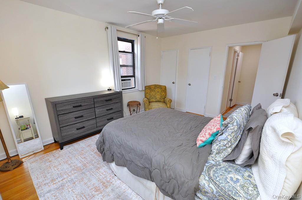 Scarsdale, New York 10583, United States, 1 Bedroom Bedrooms, ,1 BathroomBathrooms,Residential,Active,222542