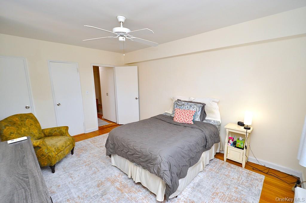 Scarsdale, New York 10583, United States, 1 Bedroom Bedrooms, ,1 BathroomBathrooms,Residential,Active,222542