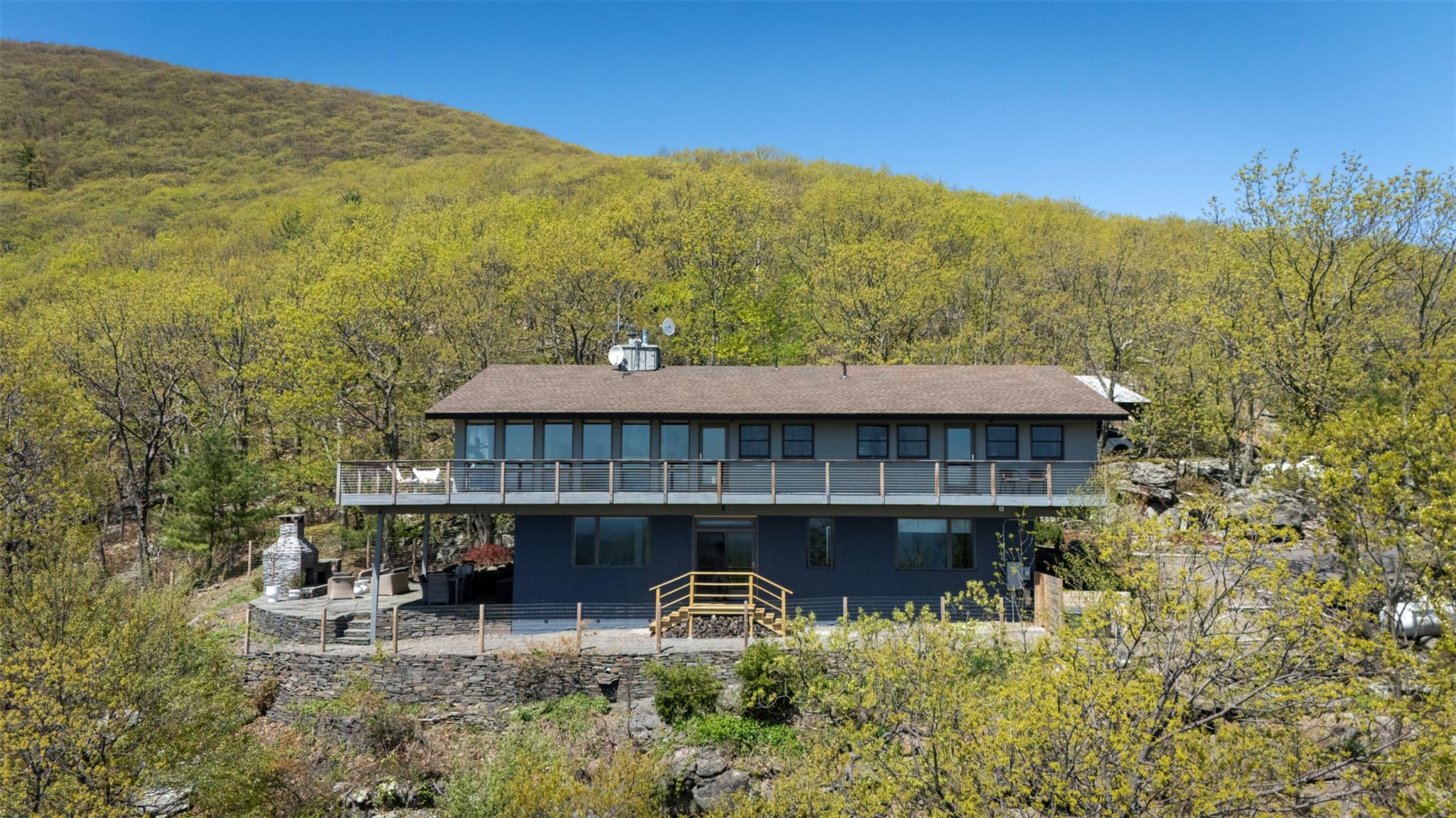 Property for Sale at California Quarry Road, Woodstock, New York - Bedrooms: 4 
Bathrooms: 3 
Rooms: 6  - $1,750,000