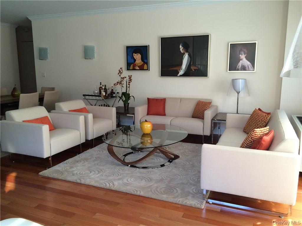 35 N Chatsworth Avenue 3Z