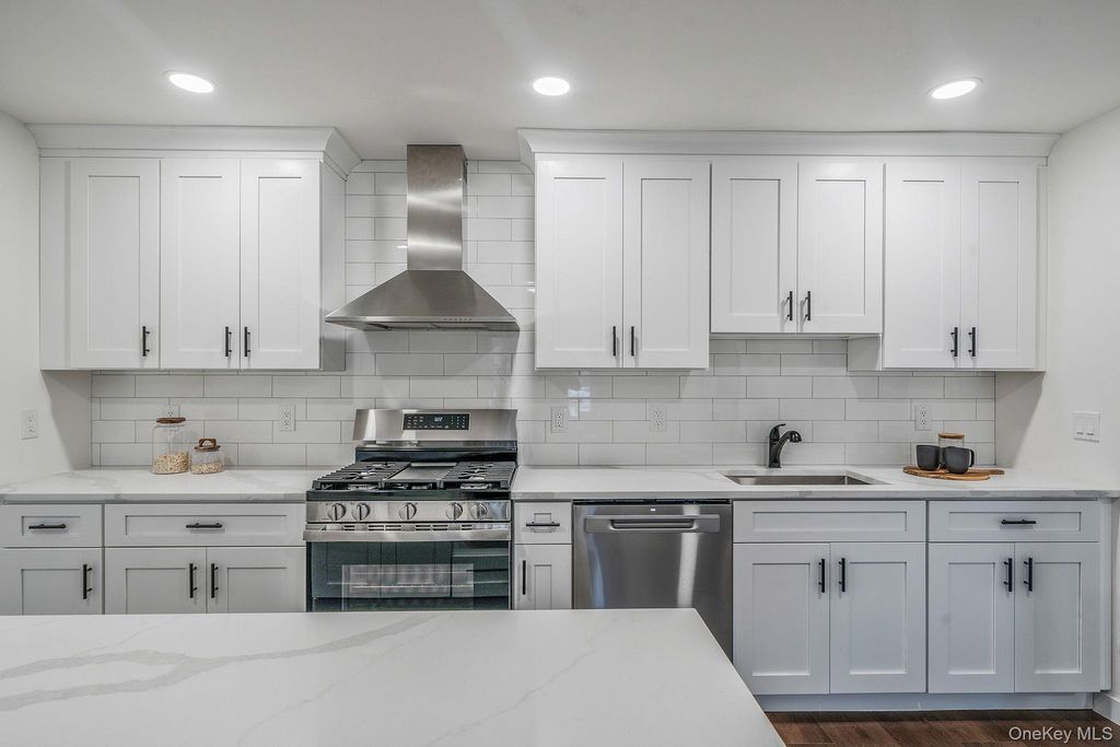 Photo of 3 Lilac Lane, Port Jefferson Station, NY 11776 (MLS # 943311)