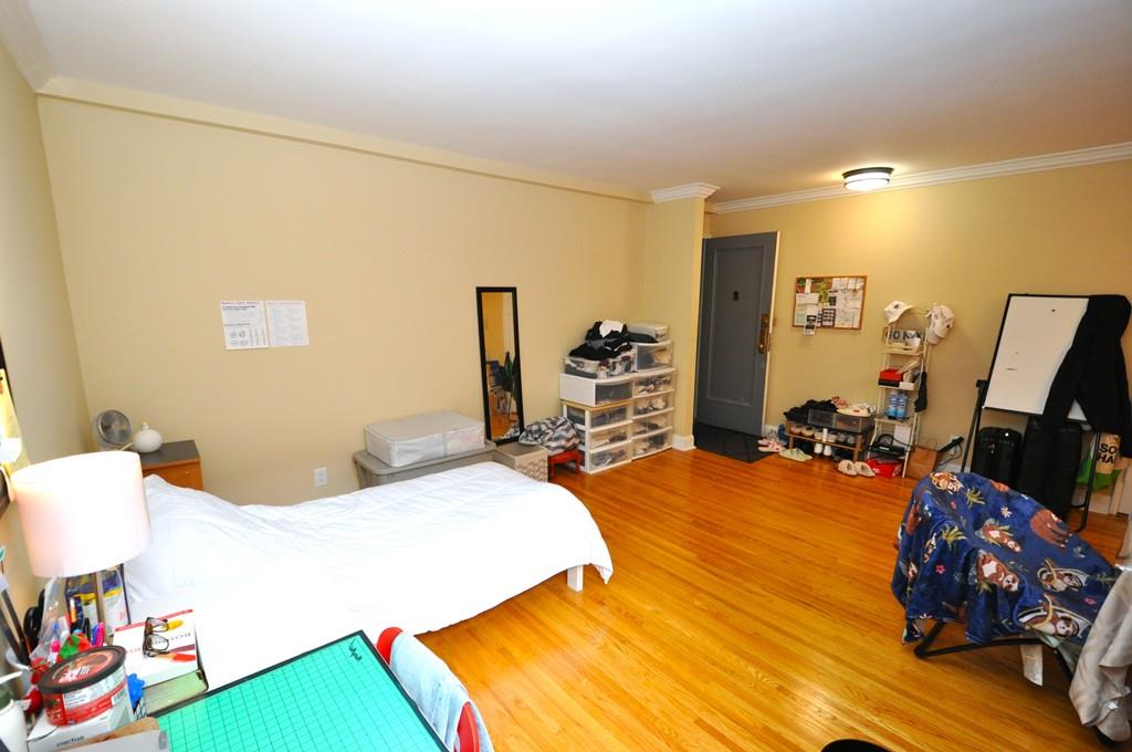 Scarsdale, New York 10583, United States, ,1 BathroomBathrooms,Residential,Active,4064