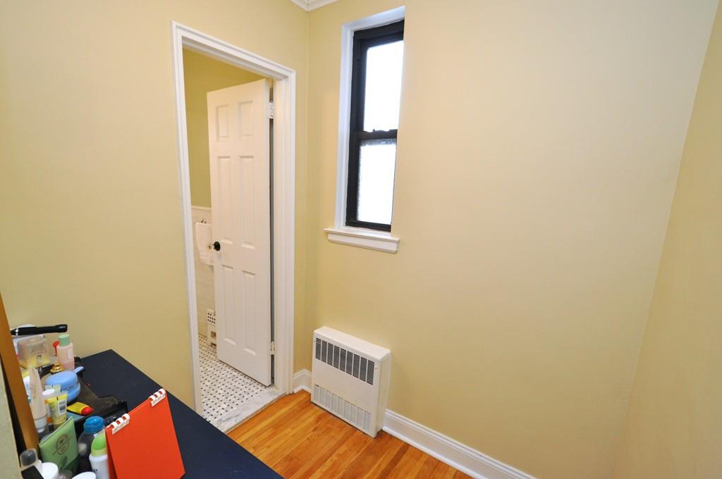 Scarsdale, New York 10583, United States, ,1 BathroomBathrooms,Residential,Active,4064