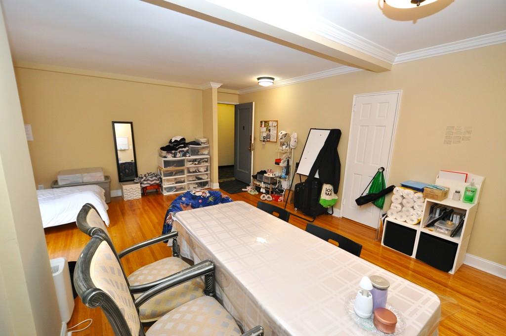 Scarsdale, New York 10583, United States, ,1 BathroomBathrooms,Residential,Active,4064