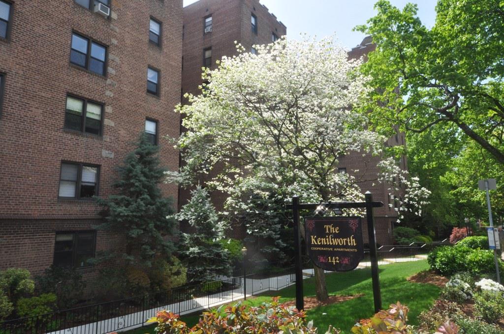 Scarsdale, New York 10583, United States, ,1 BathroomBathrooms,Residential,Active,4064