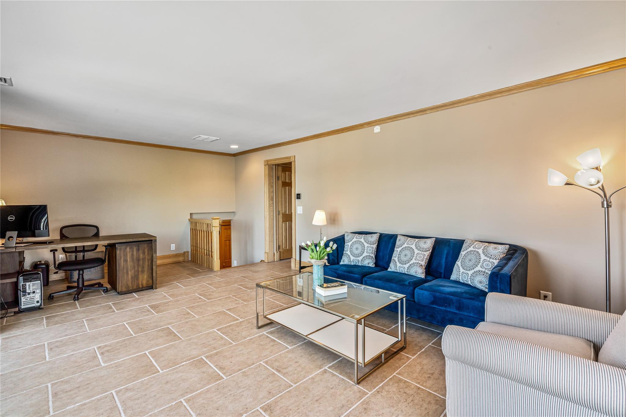 15 Post Lane, Bay Shore, New York image 34