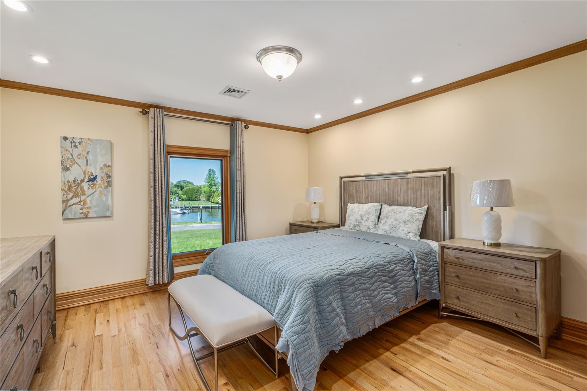 15 Post Lane, Bay Shore, New York image 28