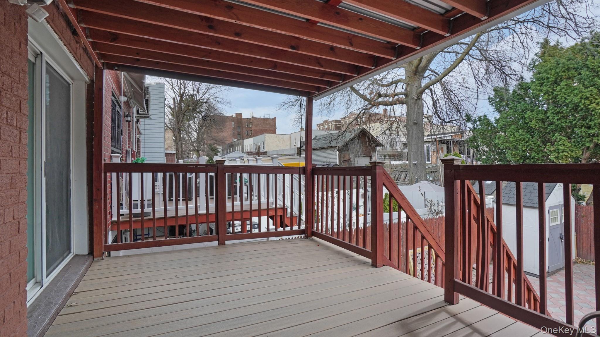 2524 Radcliff Avenue