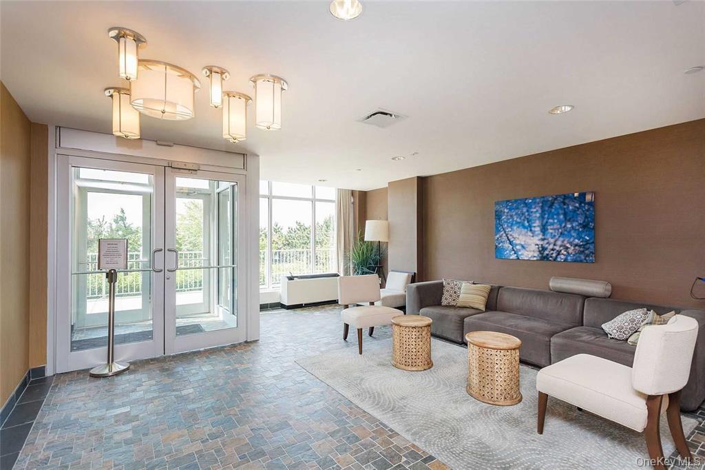 40-28 College Point Blvd 1605