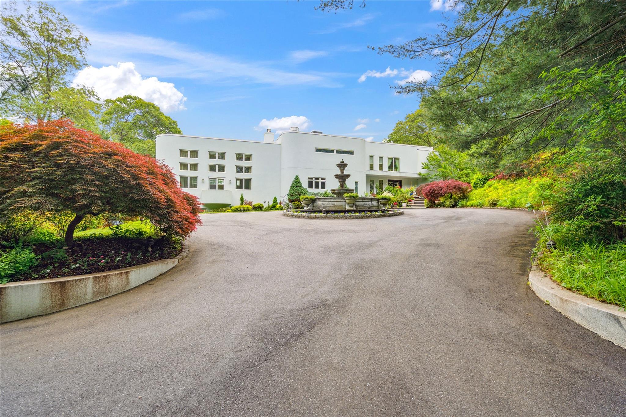 26 Tennis Court Road