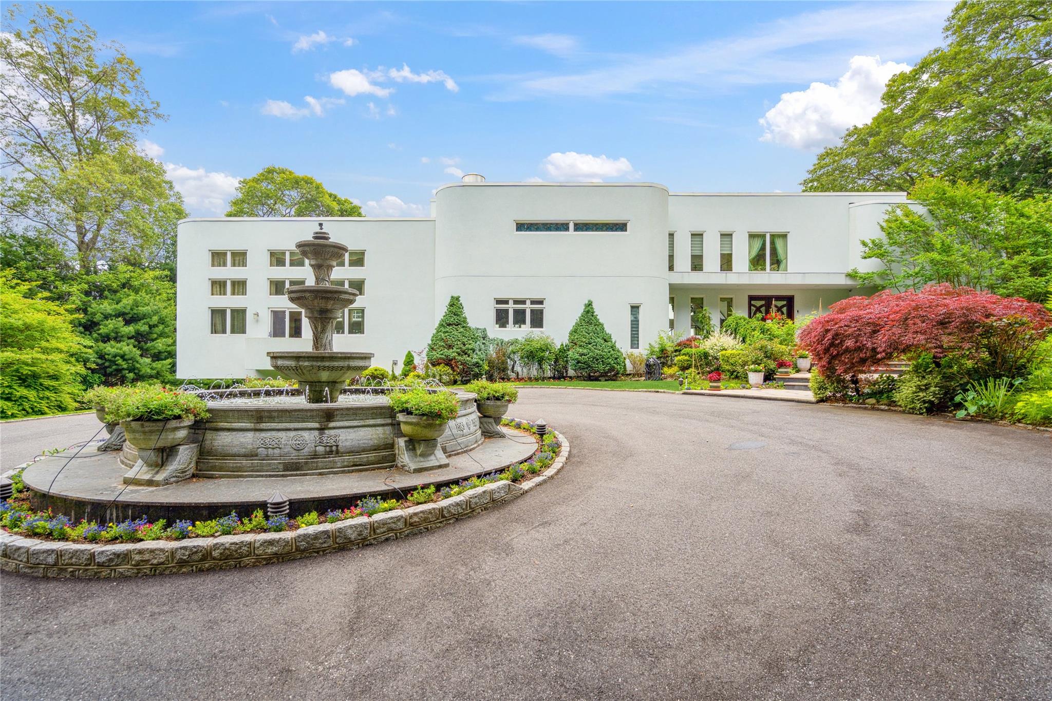 26 Tennis Court Road