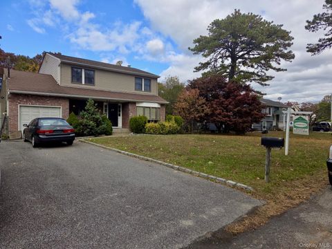 71 Banana Street, Central Islip, NY 11722 - MLS#: 926751